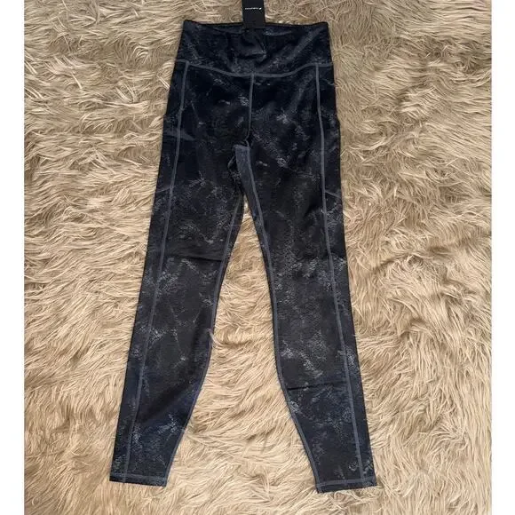 New Fabletics Cold Weather High Waisted Pocket Legging Reptilia size M - Picture 3 of 8